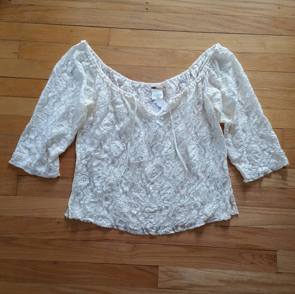 Tops - NWT Boho Lace Top 1X